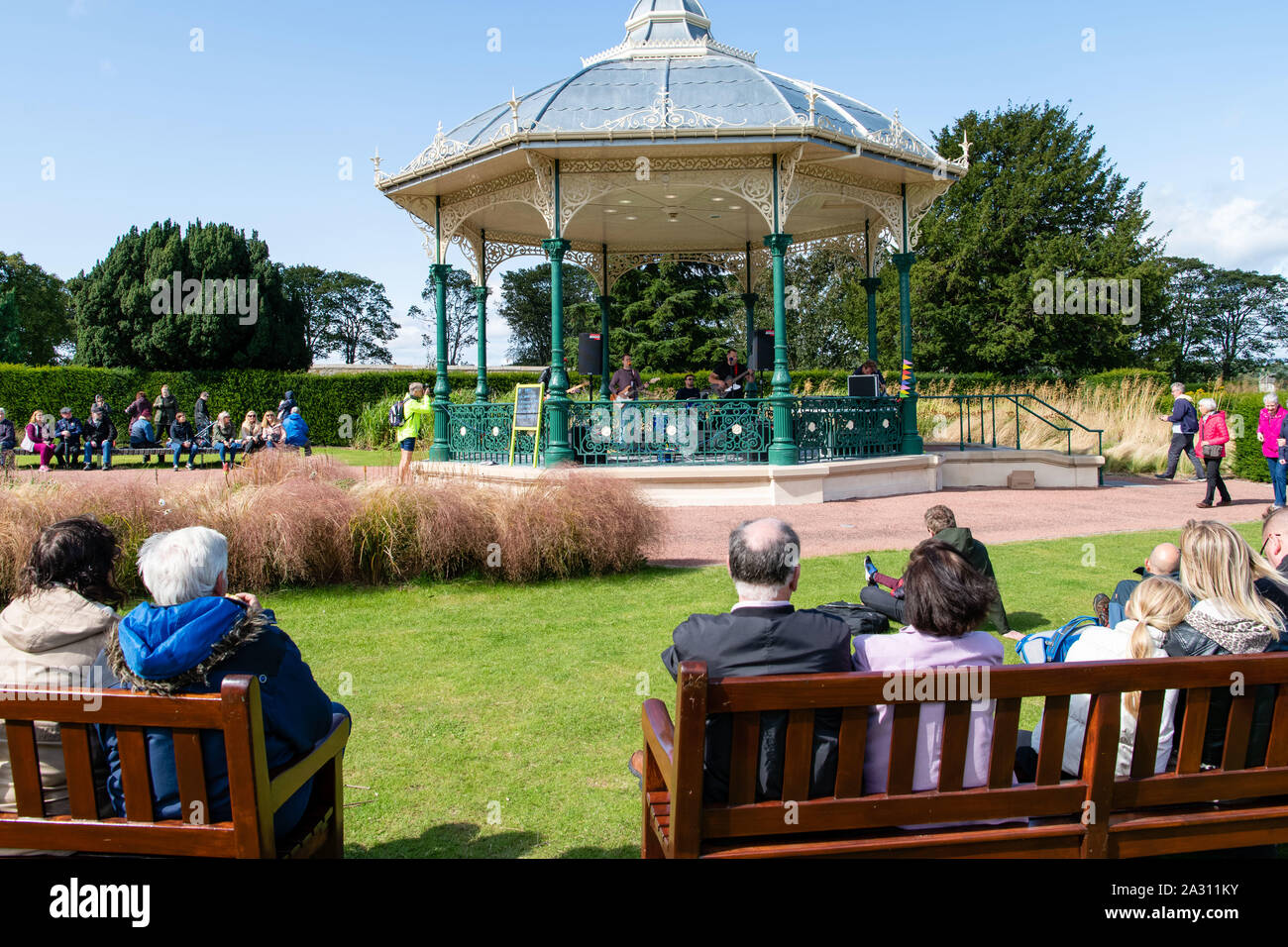 Photo Steamer Lane sur scène ENCOURAGER LA BIODIVERSITÉ À VOTRE JARDIN ET ORCHARD – SAUGHTON PARK GRAND OUVERTURE (ÉDIMBOURG) Samedi 31 août, 11 Banque D'Images