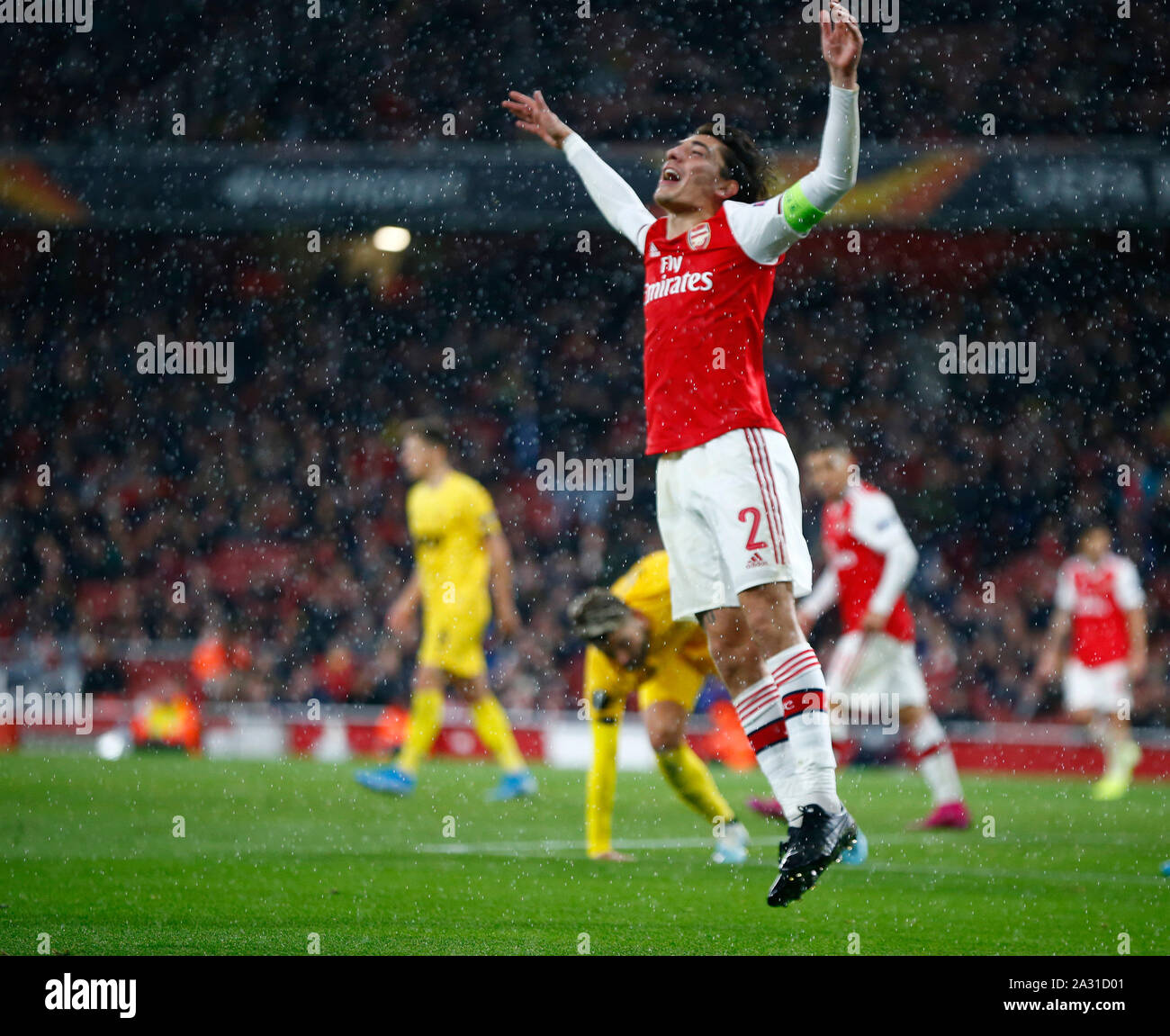 Londres, Royaume-Uni, le 03 octobre de Hector Bellerin Arsenal près de manquer lors de l'UEFA Europa League Groupe F entre Arsenal et Standard Liège à l'Emirat Banque D'Images