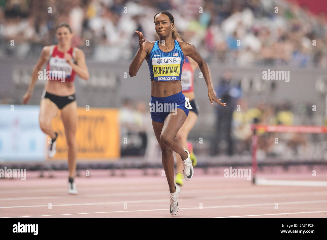 Doha, Qatar. 08Th Oct, 2019. L'athlétisme, le championnat du monde de l'IAAF à Khalifa International Stadium : 400 mètres haies, femmes, final. Delilah Muhammad de l'USA gagne la course au record du monde. Credit : Oliver Weiken/dpa/Alamy Live News Banque D'Images