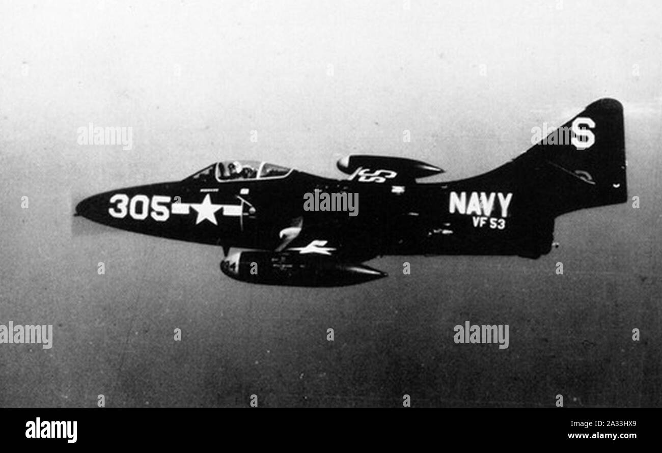 F9F-5 Panther VF-53 en vol c1953. Banque D'Images