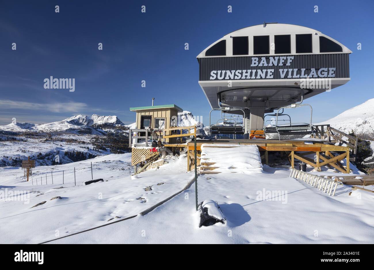 Station de ski Standish terminal Sunshine Village Meadows Paysage couvert de neige montagnes Rocheuses domaine skiable d'hiver Parc national Banff Alberta Canada Banque D'Images