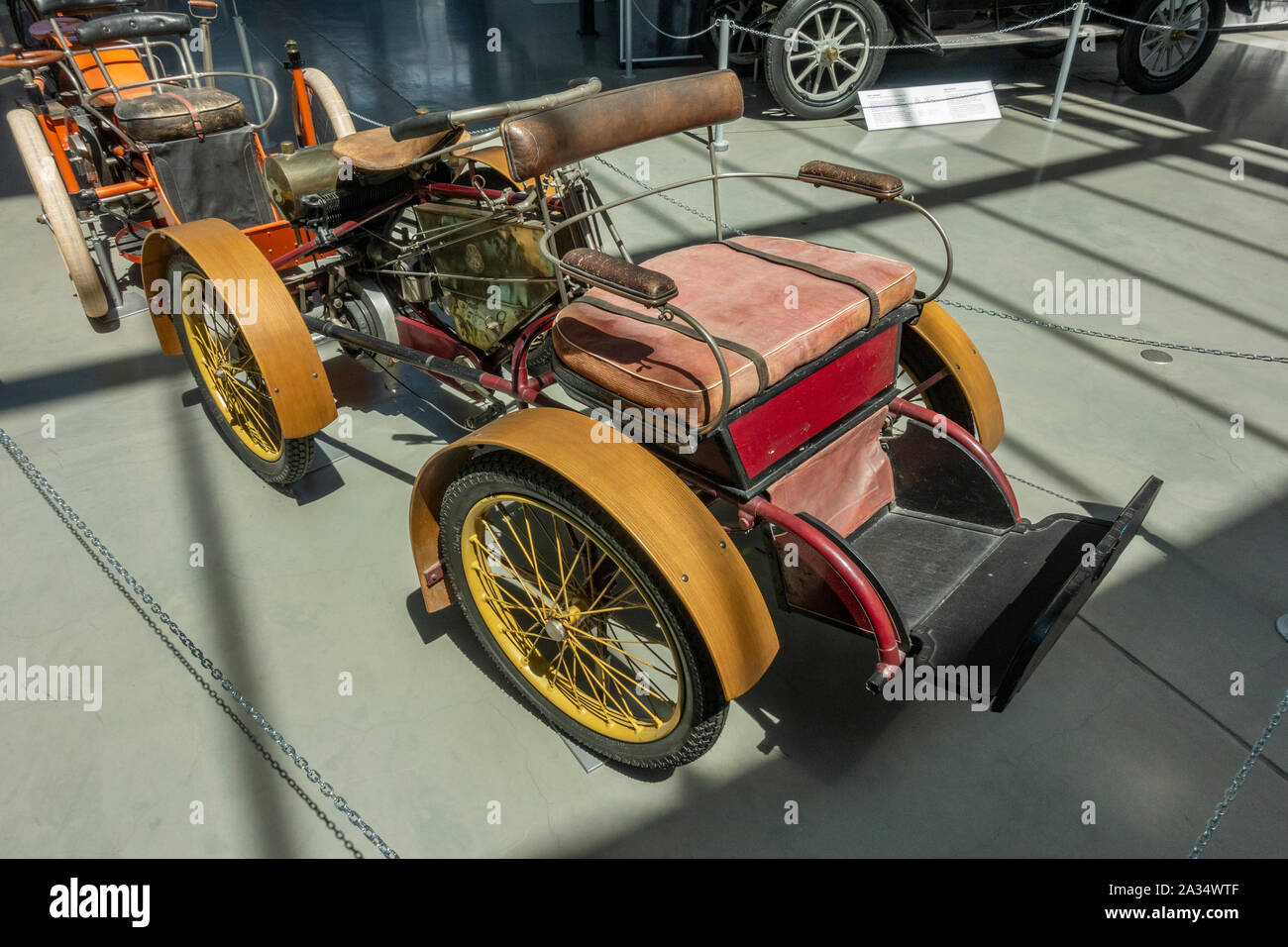 Une De Dion-Bouton Model a dans le Deutsches Museum (Musée allemand des transports Verkehrszentrum), Munich, Allemagne. Banque D'Images