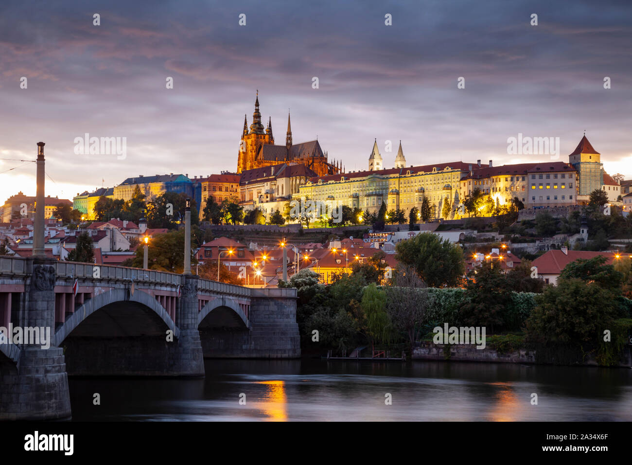 Soirée au Château Hradcany à Prague. Banque D'Images