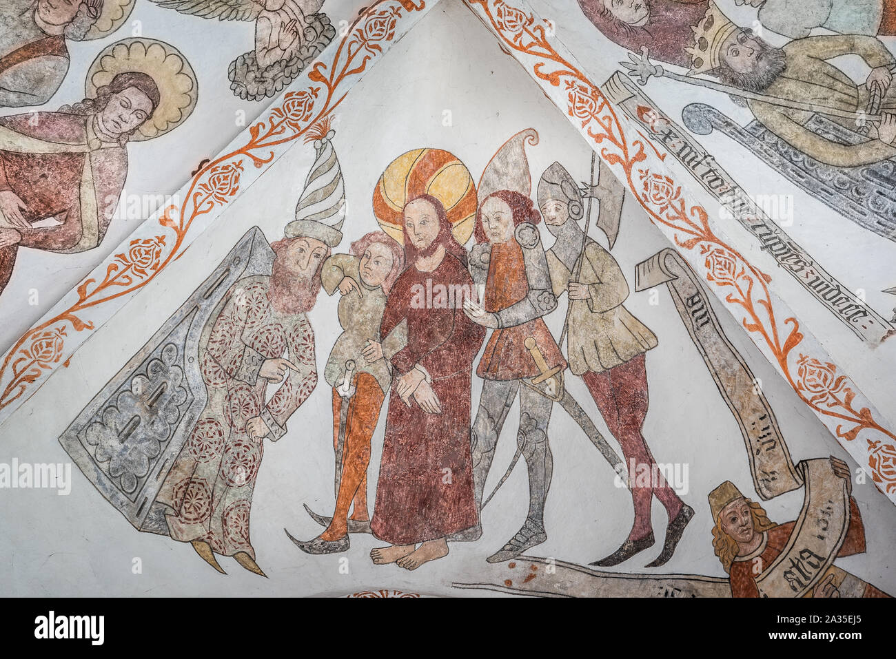 Procès et l'exécution de Jésus, une peinture murale d'environ l'année 1500 dans l'église de Sainte Marie, Elseneur, Danemark, le 14 mai, 2019 Banque D'Images