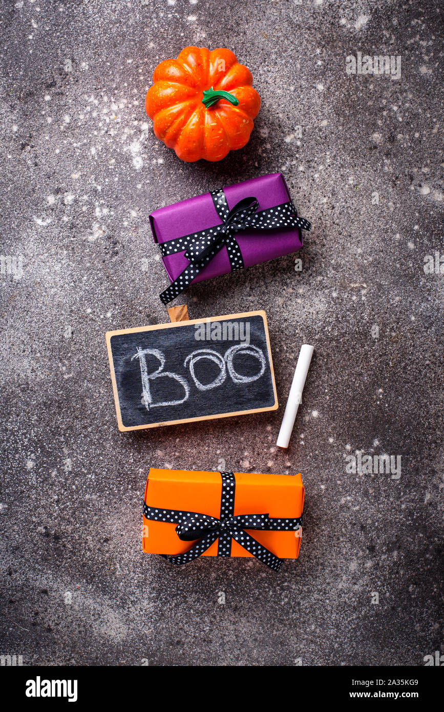 Arrière-plan de l'halloween avec boîte-cadeau Banque D'Images