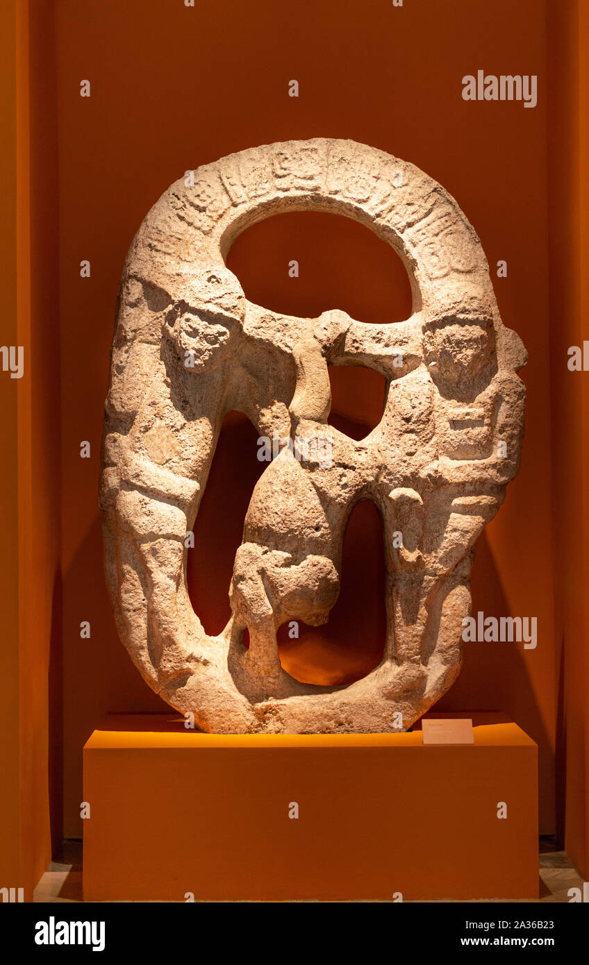 Stèle de Tabi à partir de la période Classique Maya, 250-900 AD. Yucatan, Mexique. Banque D'Images