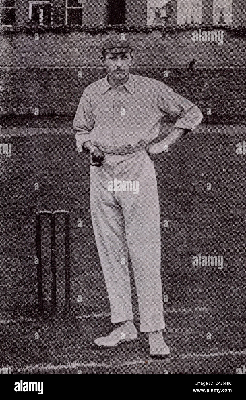 Len Braund, joueur de cricket, Somersetshire Angleterre, vieille carte postale. Banque D'Images