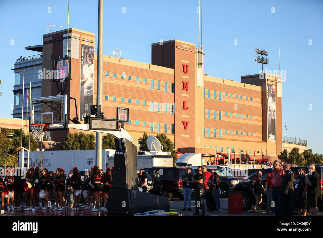 Las Vegas, NV, USA. 5ème Oct, 2019. Photos prises lors de l'Assemblée UNLV Scarlet & Basketball gris avant le début de la NCAA Football jeu mettant en vedette le Boise State Broncos et l'UNLV rebelles à Sam Boyd Stadium à Las Vegas, NV. Christopher Trim/CSM/Alamy Live News Banque D'Images