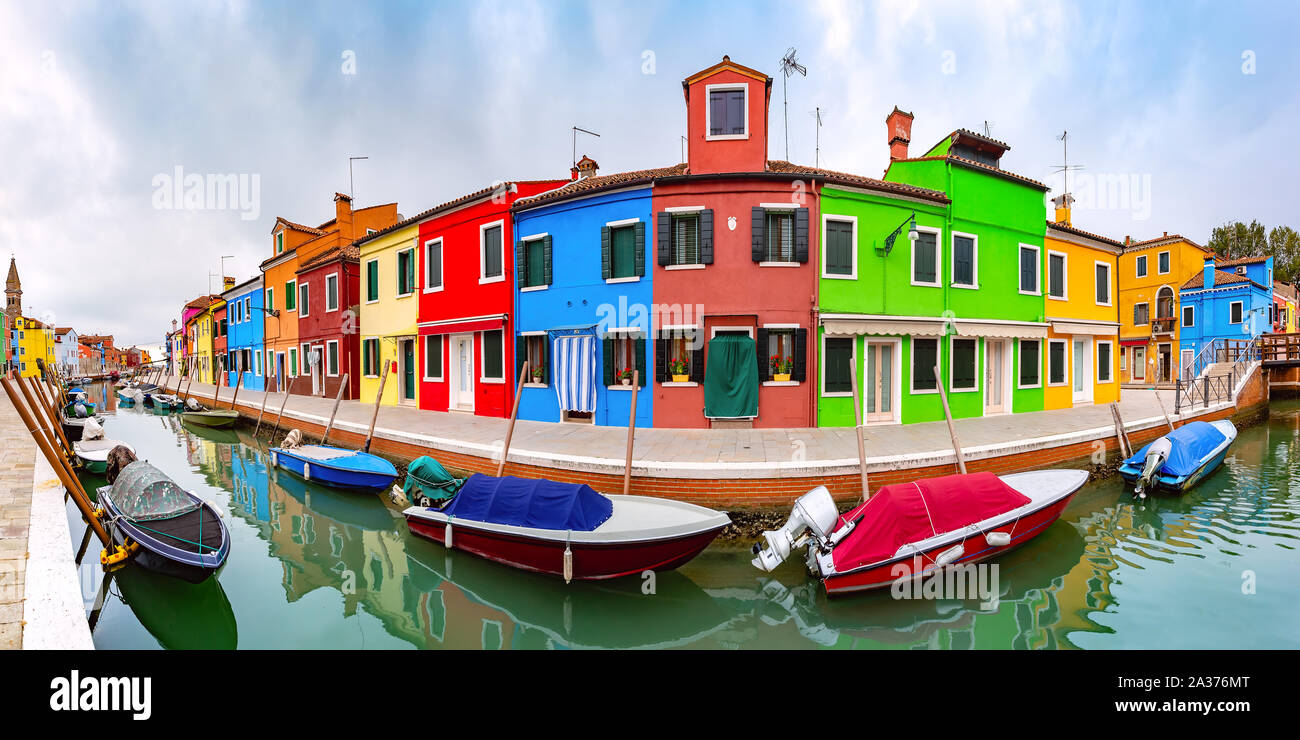 Maisons colorées de Burano, Venise Banque D'Images