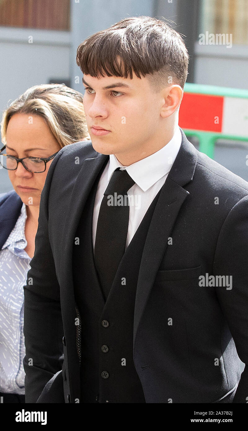 Photo inédit en date du 18/6/2019 de Josué Molnar arrivant à la Manchester Crown Court. L'adolescent acquitté du meurtre de Manchester Grammar School élève Yousef Makki dans un quartier verdoyant de Cheshire village peut être nommé aujourd'hui comme Josué Molnar, un jeu de rugby ex-public d'un écolier, riche famille professionnelle. Banque D'Images