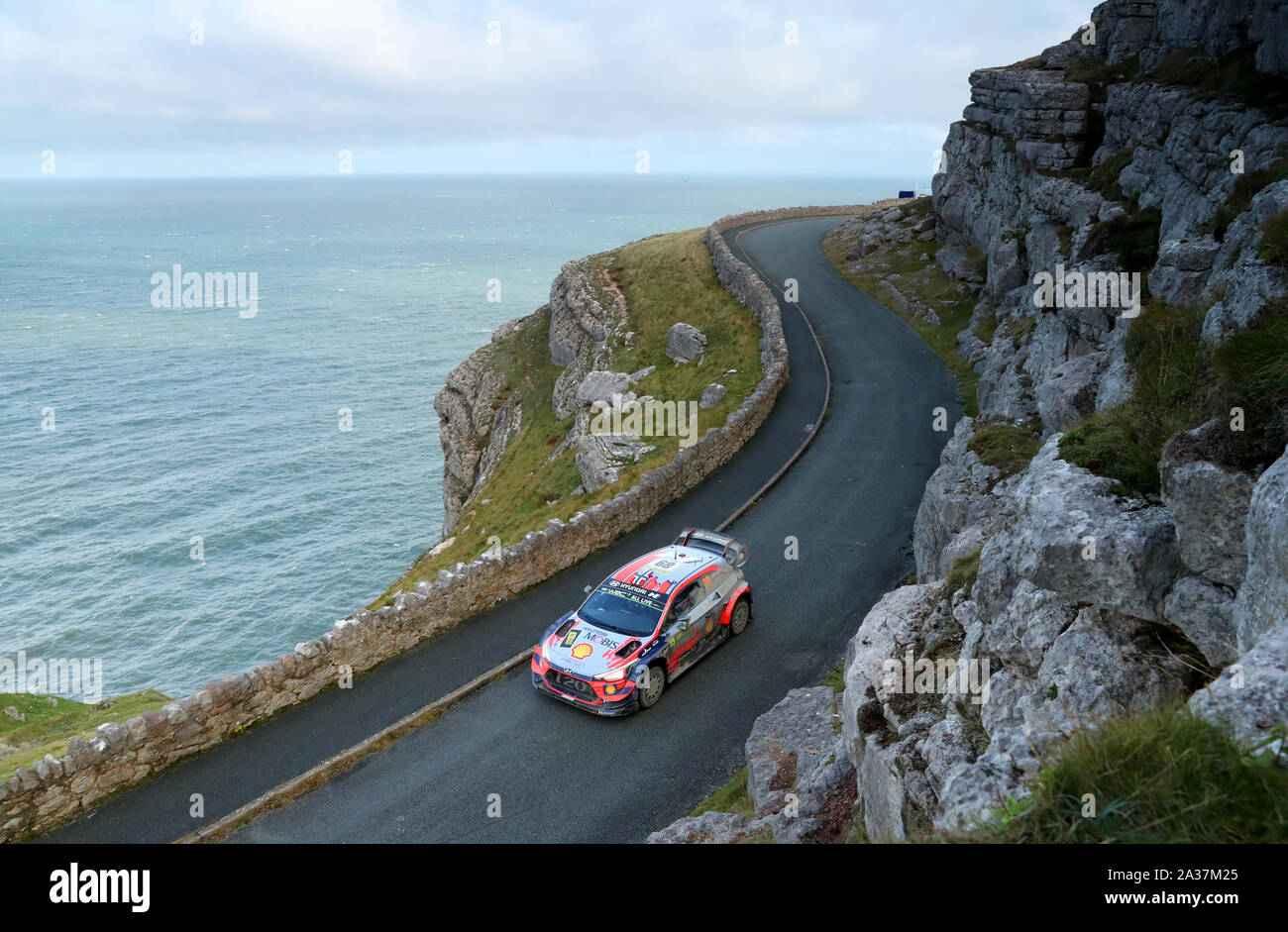La Norvège Andreas Mikklesen et Anders Jaeger pendant quatre jours du Wales Rally GB. Banque D'Images