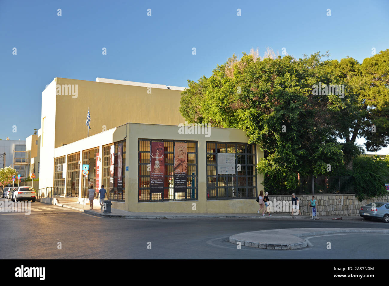 L'entrée du musée archéologique, Héraklion, Crète, Grèce. Accueil à des artefacts du palais de Knossos et de la civilisation minoenne. Banque D'Images