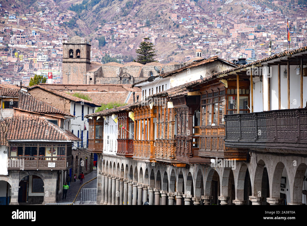 Cusco, Pérou - Sept 26, 2019 : balcons et de l'architecture de la Plaza de Armas de Cusco Banque D'Images