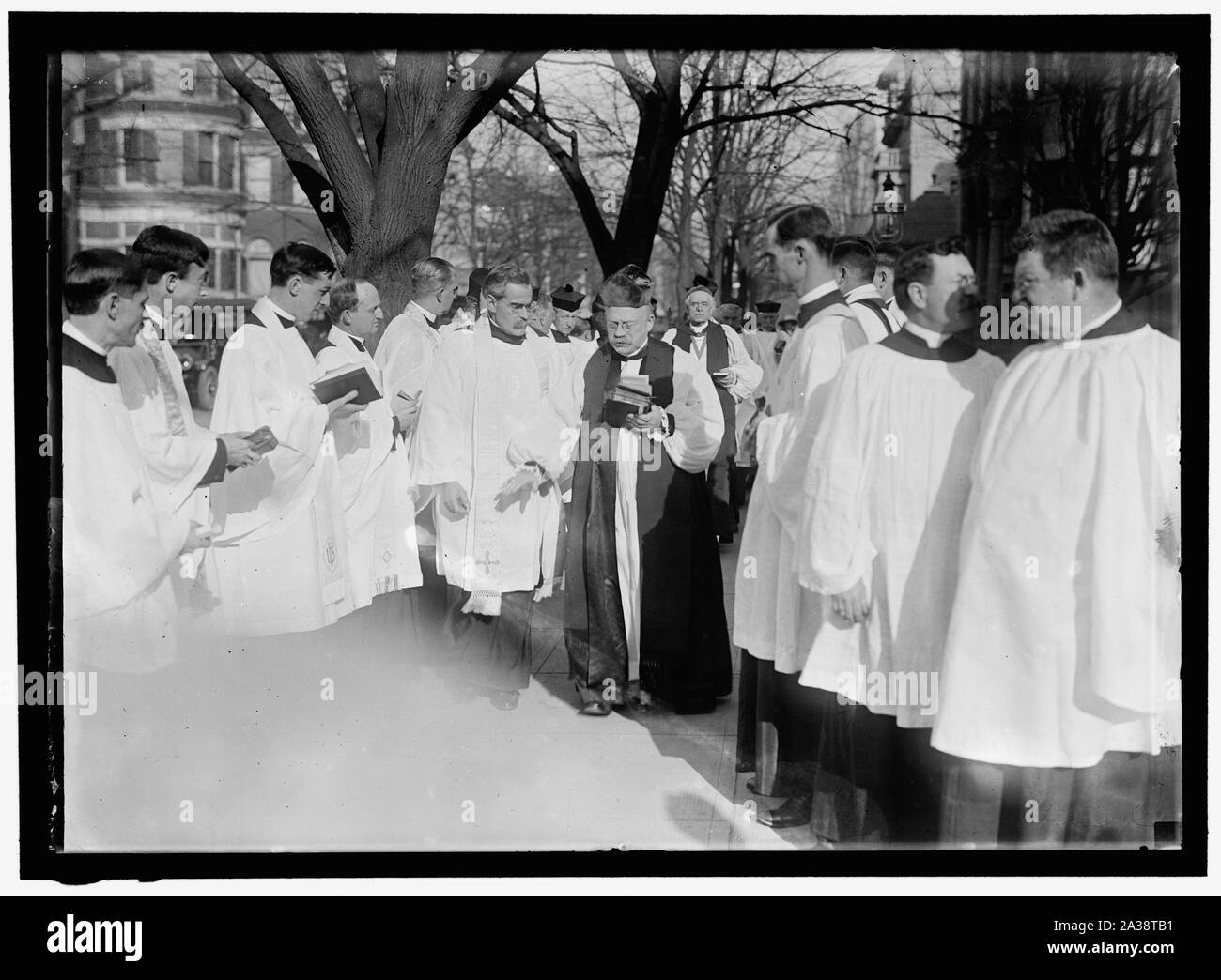 SAINT THOMAS D'EH. L'église. SERVICES DE CONSÉCRATION. 2ème DE GAUCHE, REV. DR. GEORGE W. ATKINSON ; 3e, REV. CHARLES T. Warner ; 4ème, REV. JOSEPH E. Williams ; 5ème, NELMS, chef de choeur ; 6ème, l'ÉVÊQUE ALFRED SMITH, officiant ; 7ème, bois de l'évêque, l'ÉVÊQUE ANGLAIS DE LA JAMAÏQUE Banque D'Images