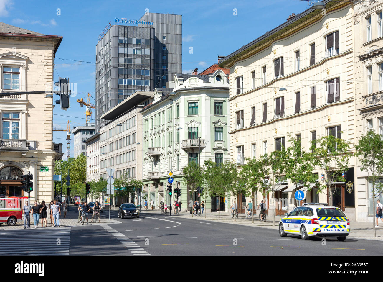 Scène de rue, Slovenska cesta, Ljubljana, Slovénie Banque D'Images