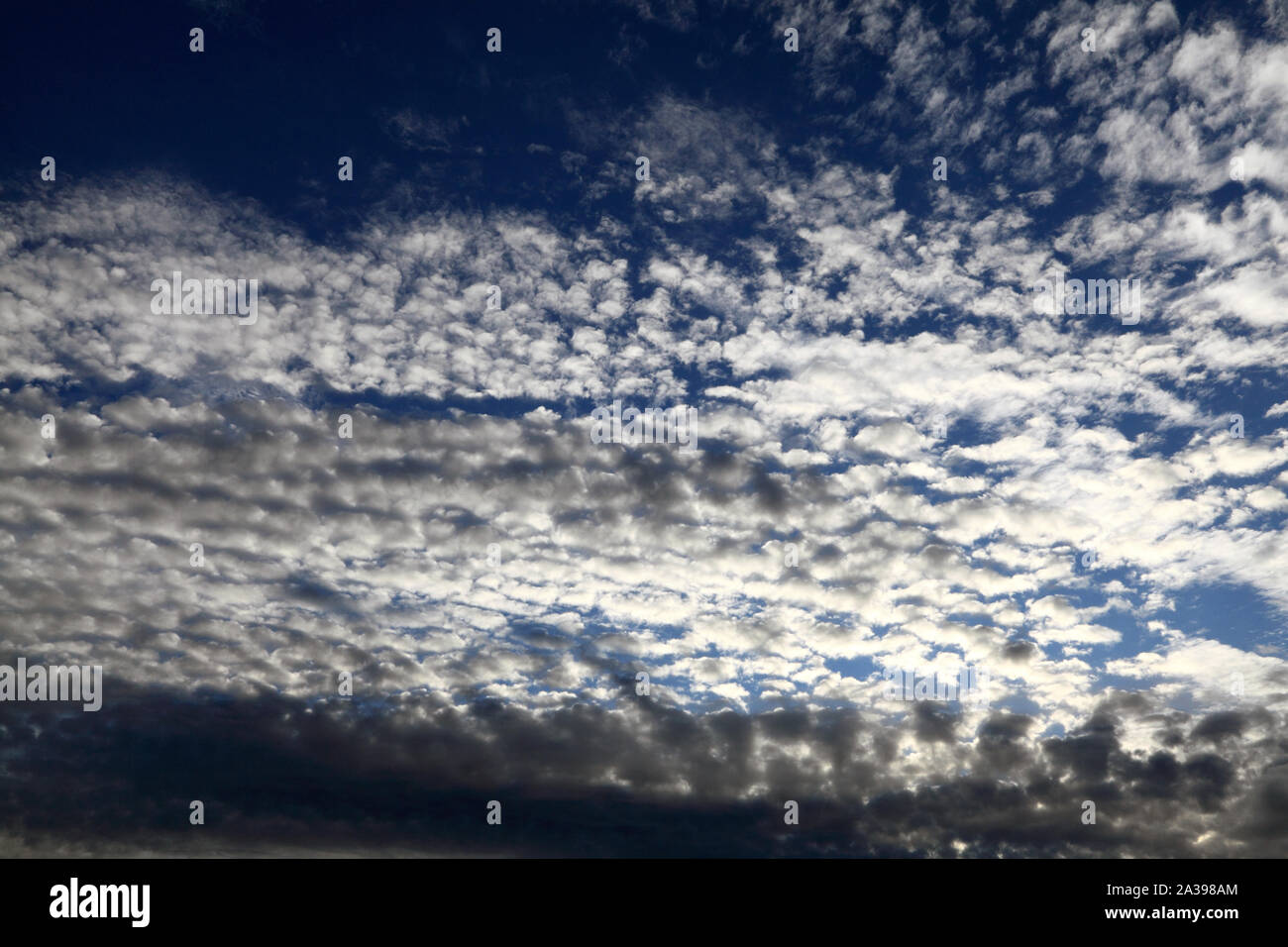 Cloud, formation, les nuages blancs, dramatique, sky, météorologie Banque D'Images