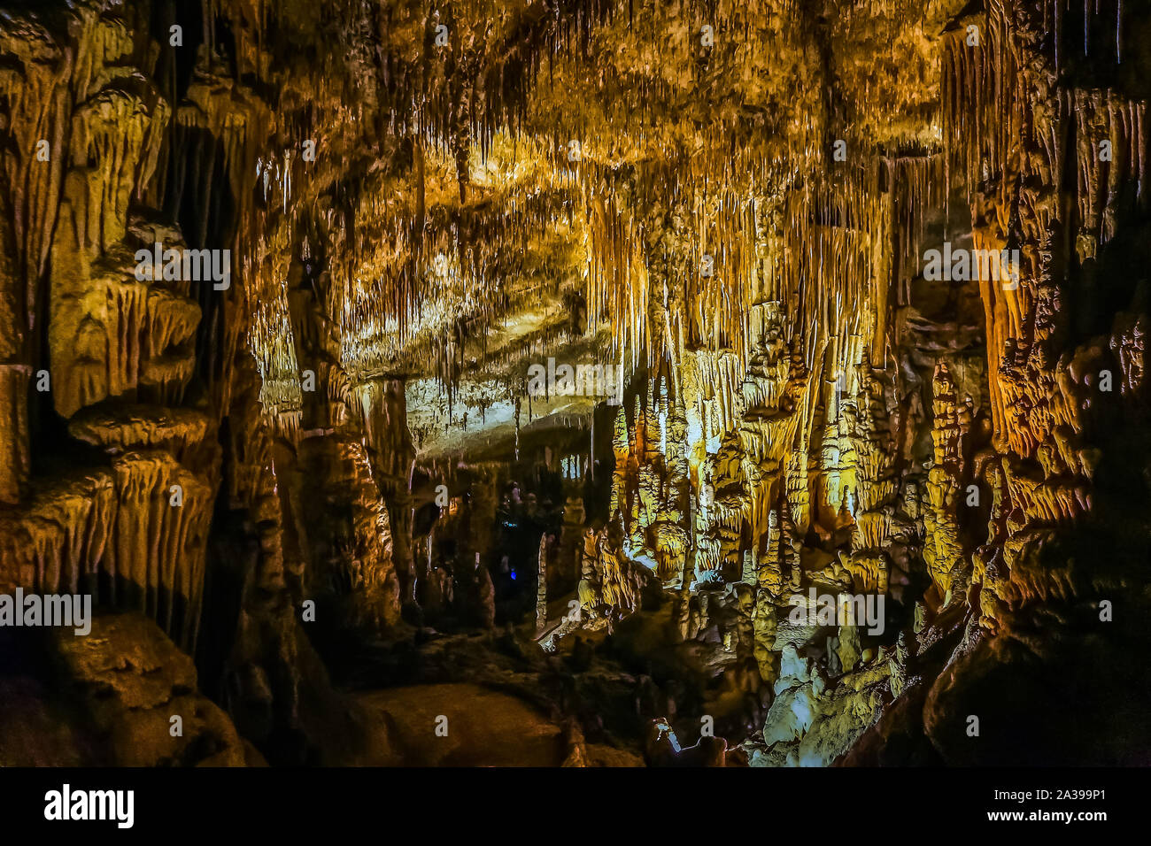 Célèbre grotte, Cuevas del Drach ou Grotte de Dragon sur l'île espagnole de Majorque, près de Porto Cristo Banque D'Images