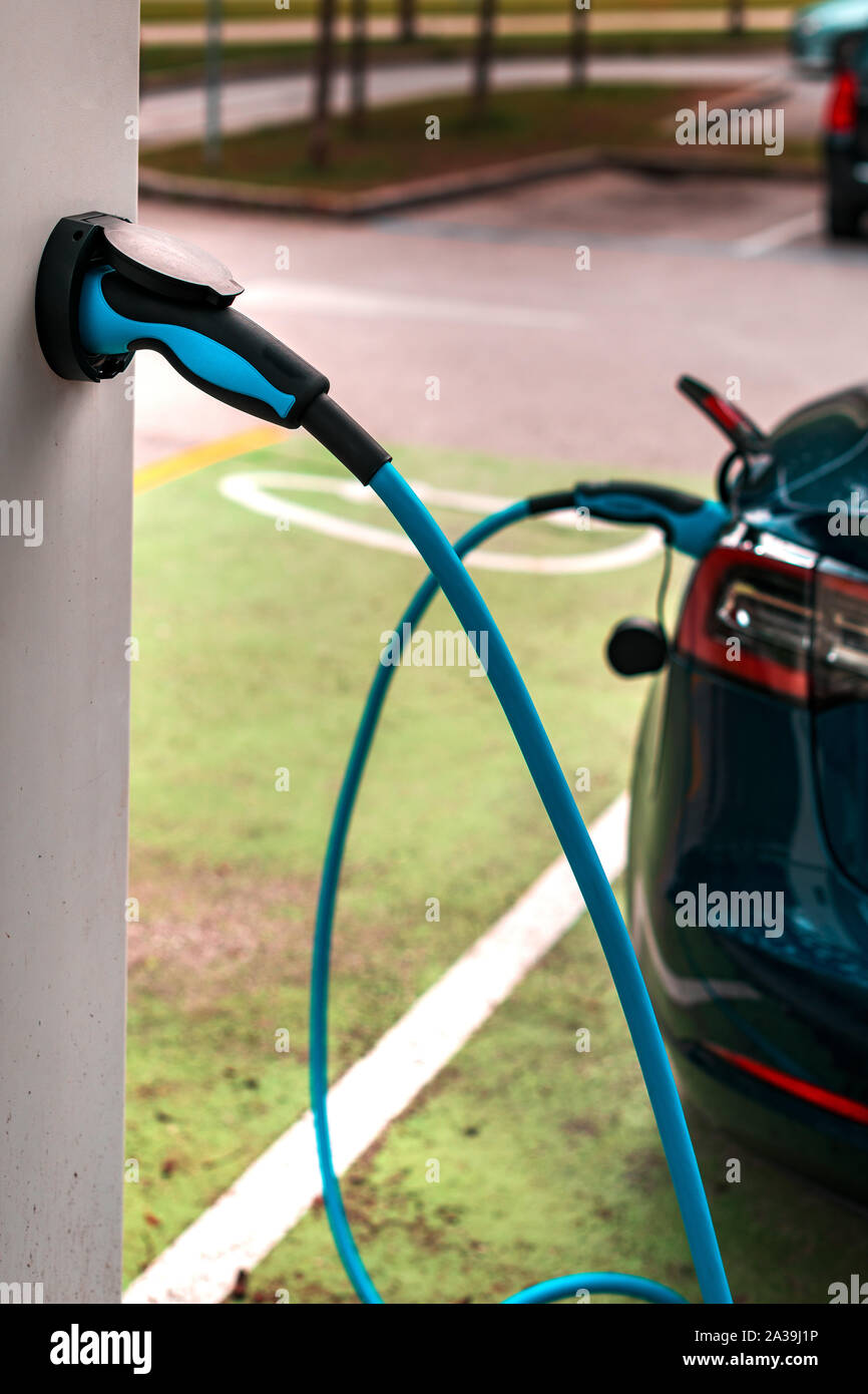 La station de recharge de véhicules électriques, point de gros plan unit Banque D'Images