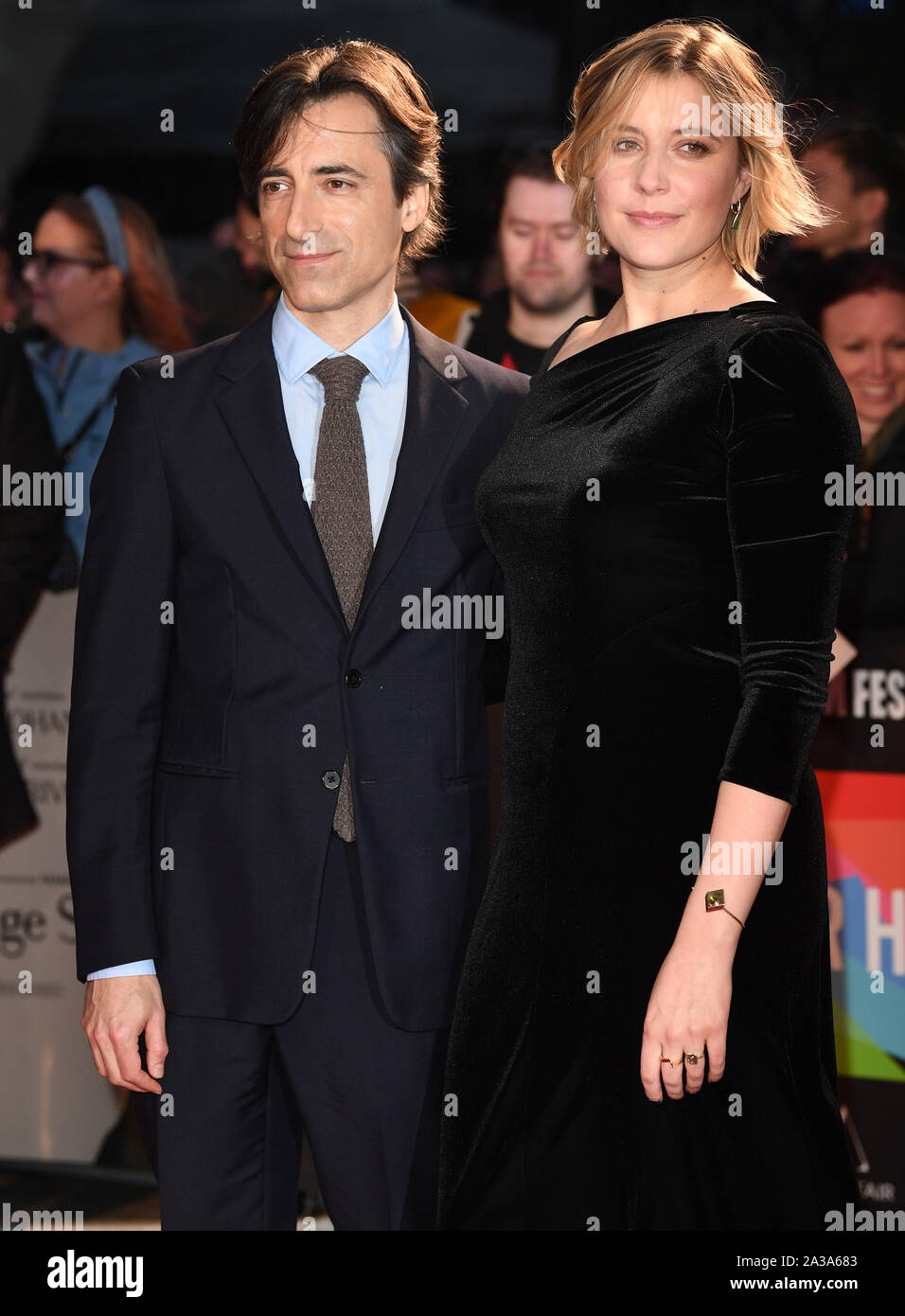 Londres, Royaume-Uni. 06 Oct, 2019. Noah Baumbach directeur américain et l'actrice Greta Gerwig/ directeur, assister à la première du rapport à la 63e BFI London Film Festival le 6 octobre 2019. Photo par Rune Hellestad/UPI UPI : Crédit/Alamy Live News Banque D'Images