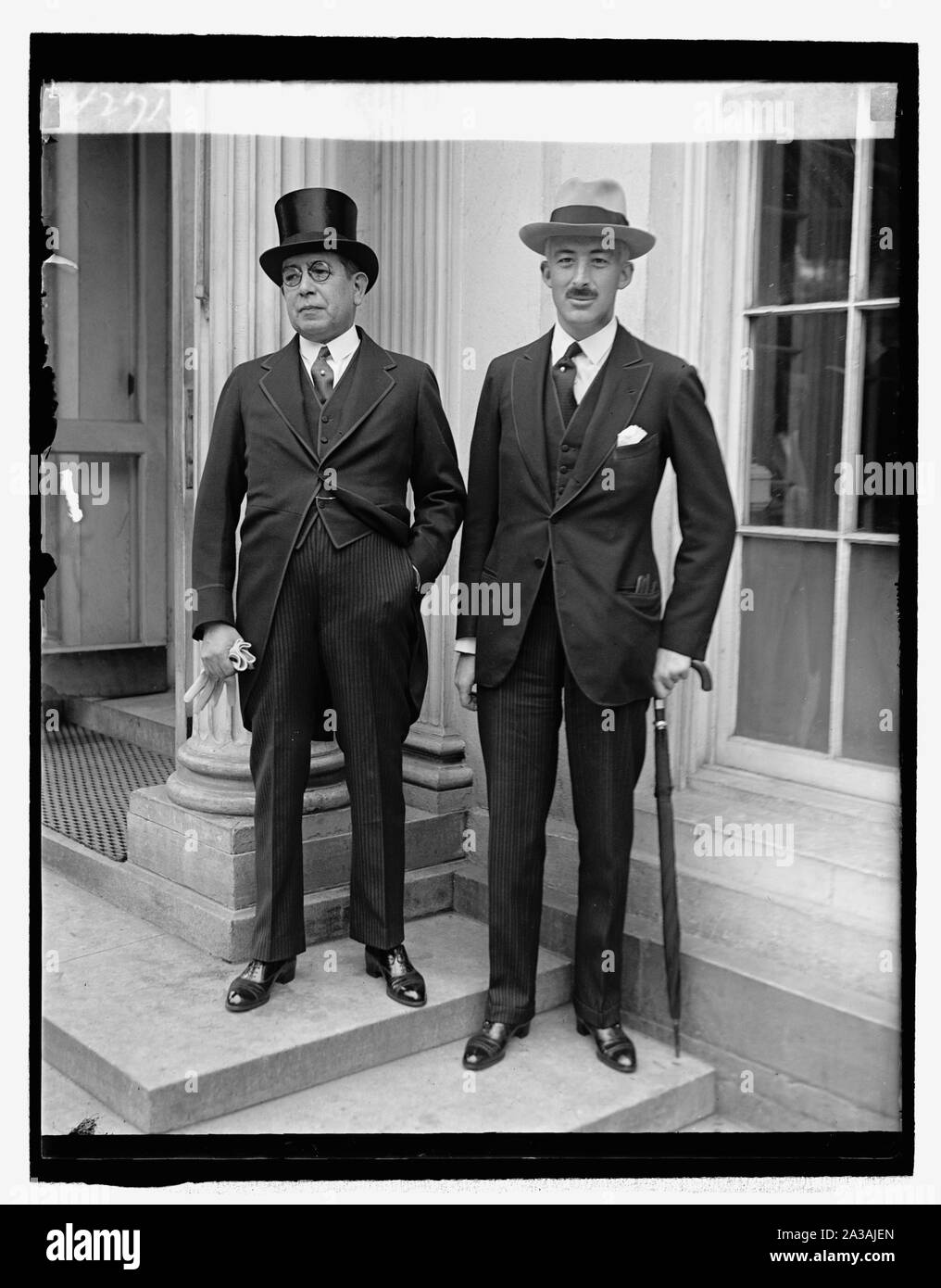 Senor Don Julian & Euciso Alegandro E. Shaw, 5/15/29 Banque D'Images