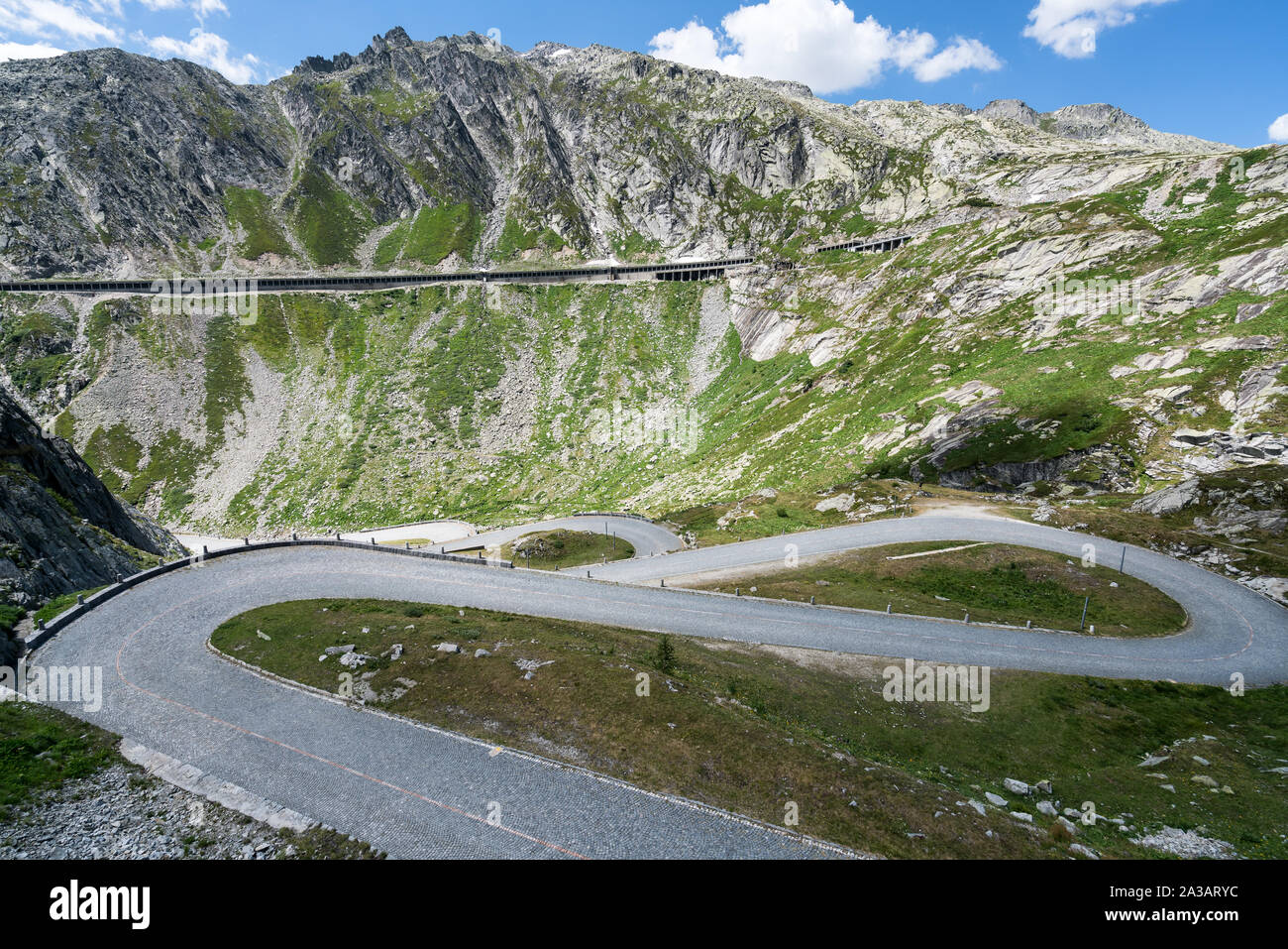 A l'ancienne route du col de Saint-Gotthard près d'Airolo, Suisse, Alpes Banque D'Images