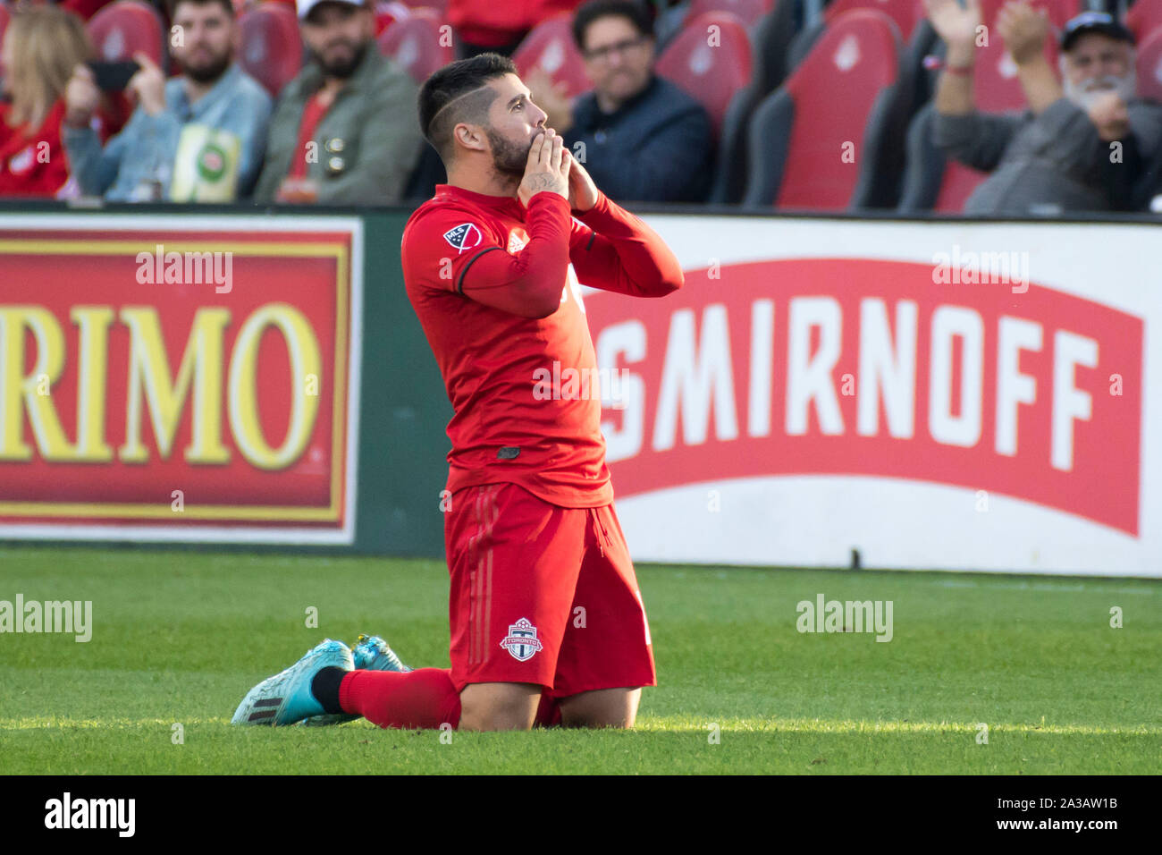 Toronto, Canada. 06 Oct, 2019. Alejandro Pozuelo (10) réagit au cours de la MLS (Major League Soccer) match entre Toronto FC et Columbus Crew SC. Score final : Toronto FC 1 - 0 SC Columbus Crew. Credit : SOPA/Alamy Images Limited Live News Banque D'Images