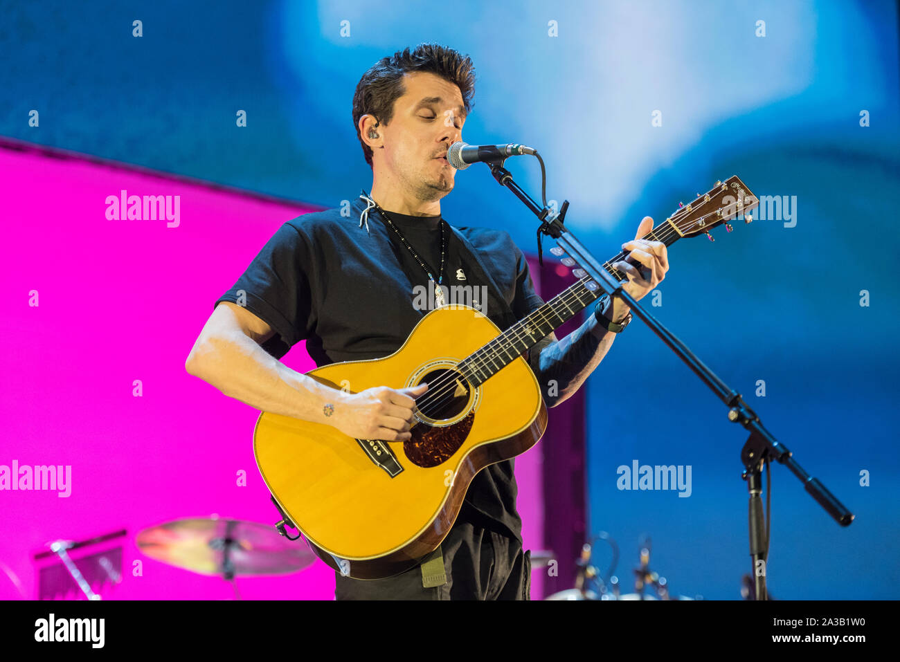 Copenhague, Danemark. 06 Oct, 2019. Le chanteur, guitariste et musicien John Mayer effectue un concert live au Royal Arena à Copenhague. (Photo crédit : Gonzales Photo/Bo Kallberg/Alamy Live News). Banque D'Images