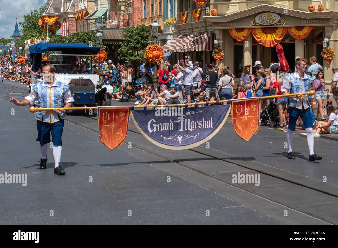 Orlando, Floride. 23 septembre, 2019. Grand Marshall au Magic Kigndom Banque D'Images