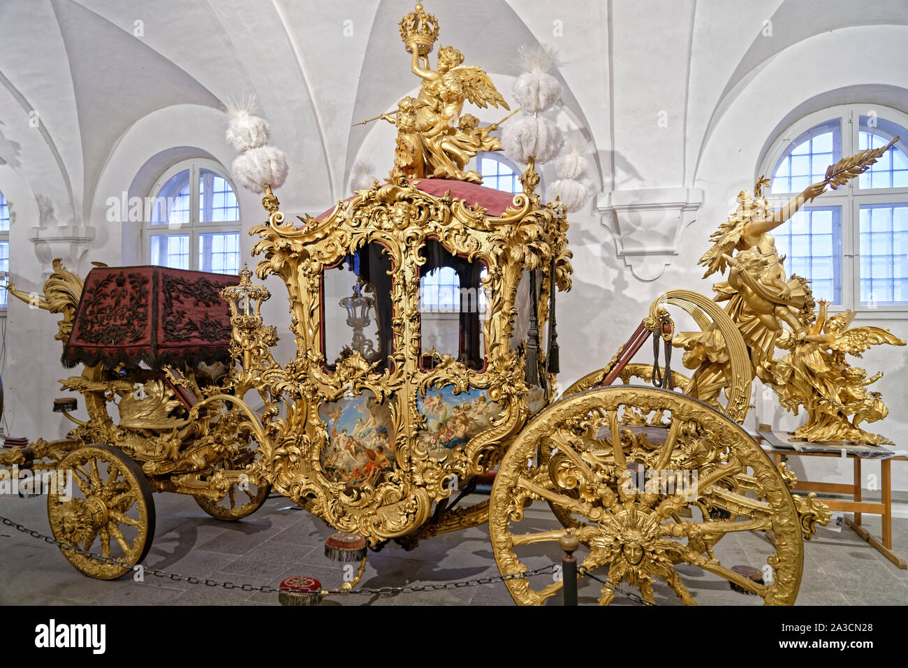 Munich, Allemagne. 6 Août, 2019. Robe petit coach du Roi Ludwig II à Nymphenburg Palace dans l'ancien royal d'équitation dans le Transport Museum Banque D'Images