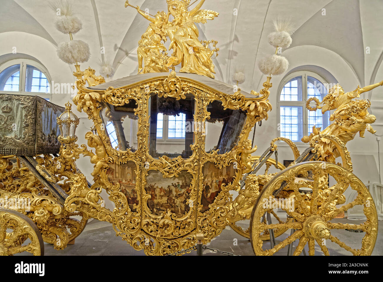 Munich, Allemagne. 6 Août, 2019. Nouvelle robe coach du Roi Ludwig II à Nymphenburg Palace dans l'ancien royal d'équitation dans le Transport Museum Banque D'Images