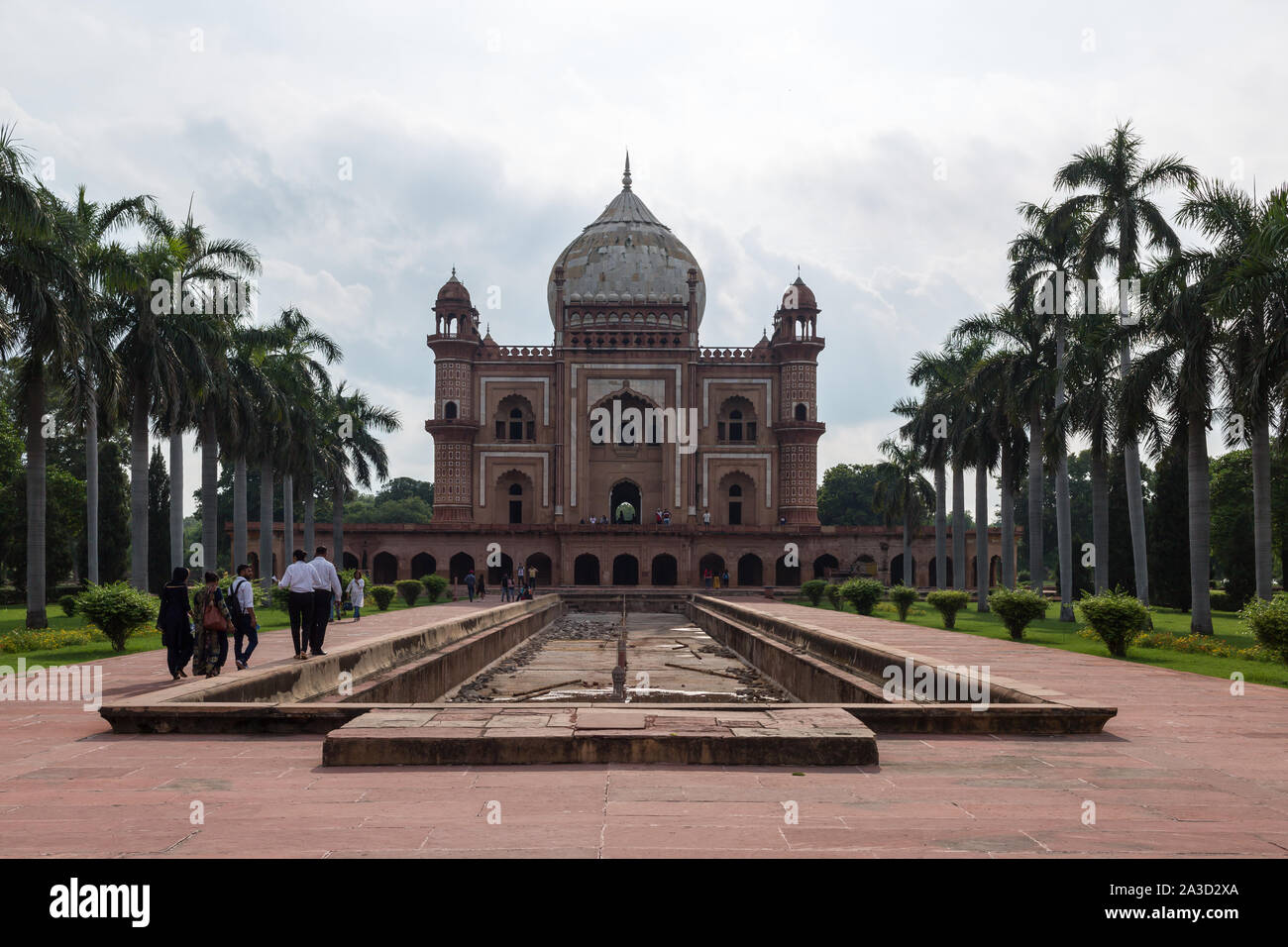 New Delhi, Inde - le 18 août 2019 : Dramatique Safdarjung Tomb à New Delhi Inde Banque D'Images