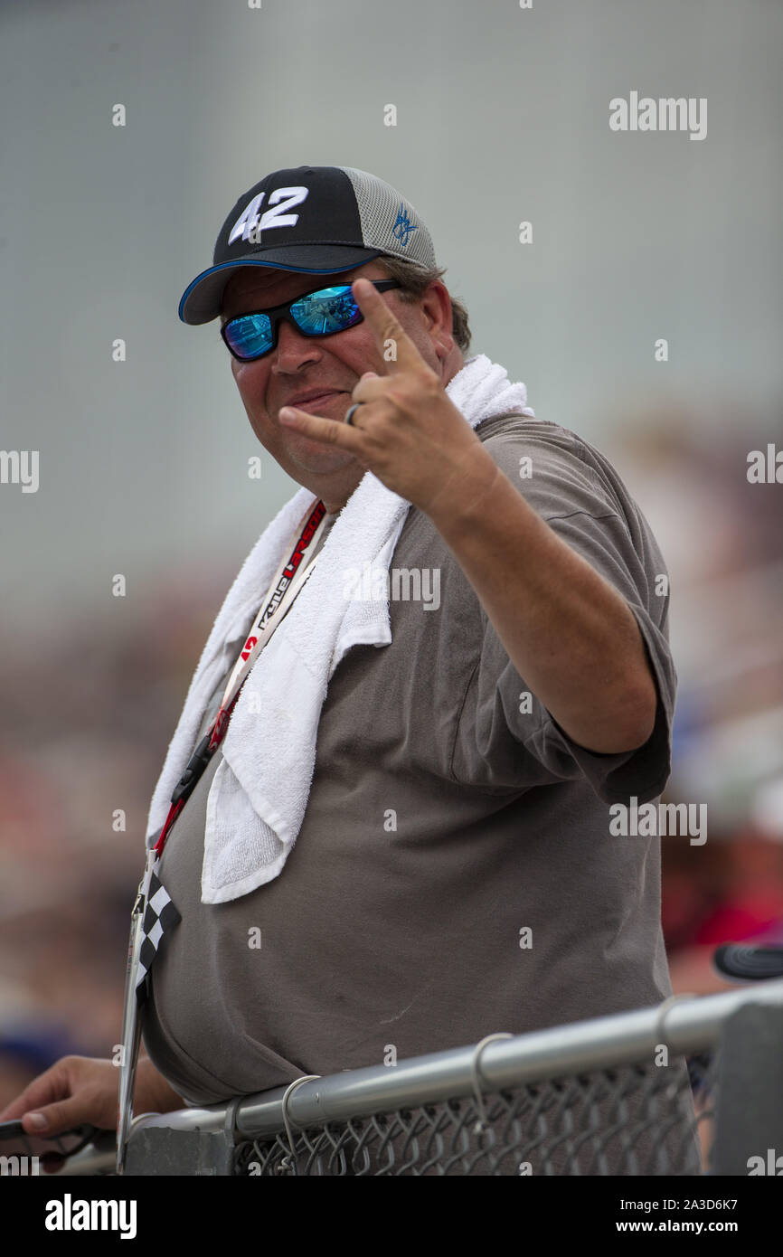 Concord, Caroline du Nord, USA. Sep 30, 2019. Fans cheer pour la Banque d'Amérique APPROBATION 400 à Charlotte Motor Speedway à Concord, en Caroline du Nord. (Crédit Image : © Stephen A. Arce/ASP) Banque D'Images