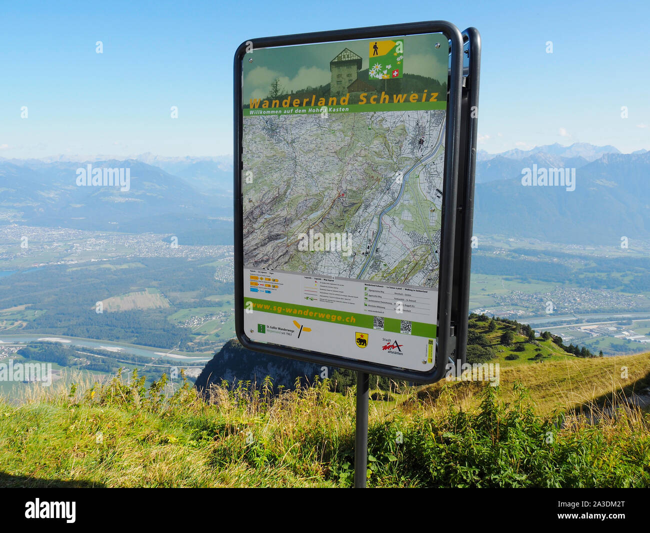 Carte de randonnées auf dem Hohen Kasten in den Alpen Appenzeller AI Banque D'Images