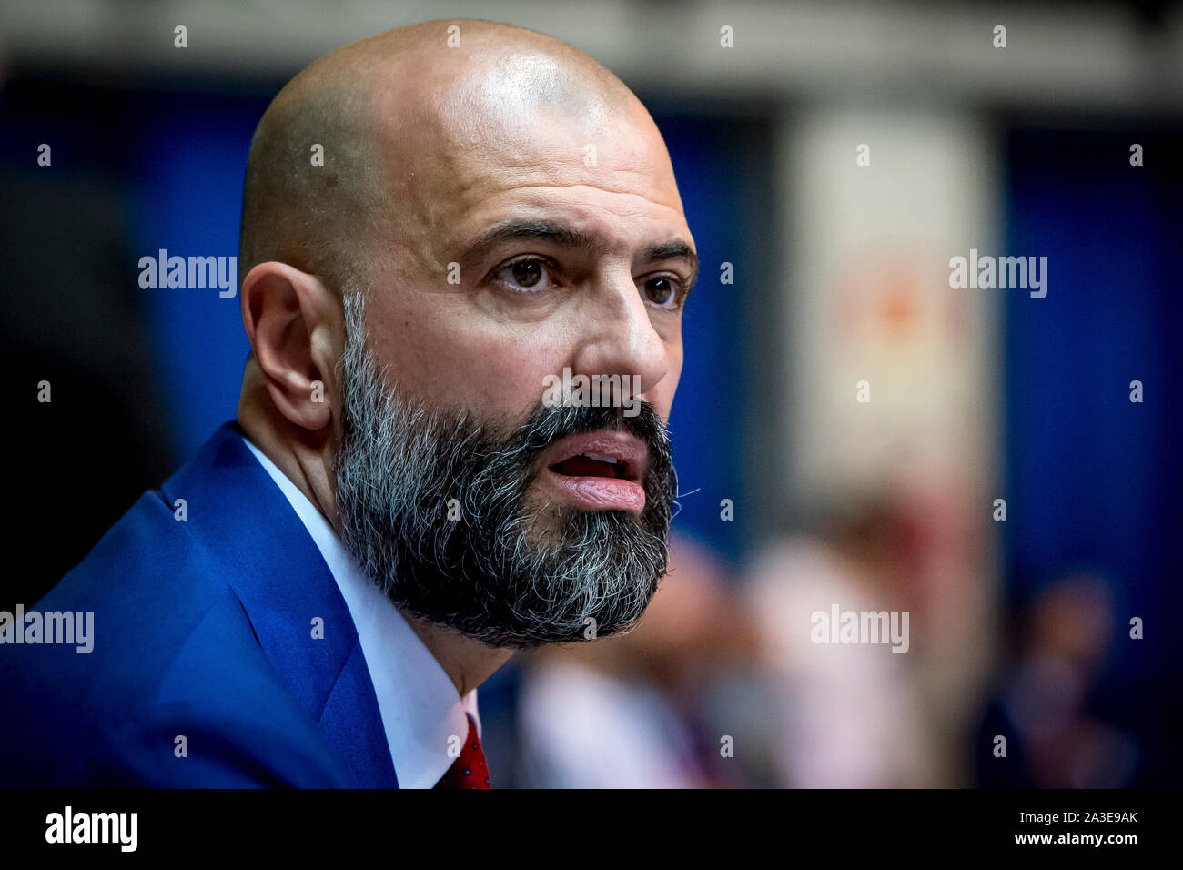 Maurizio Buscaglia entraîneur-chef du Grissin Bon Reggio Emilia durant un match de basket-ball série Legabasket Acqua S.Bernardo, Cantu' vs Grissin Banque D'Images