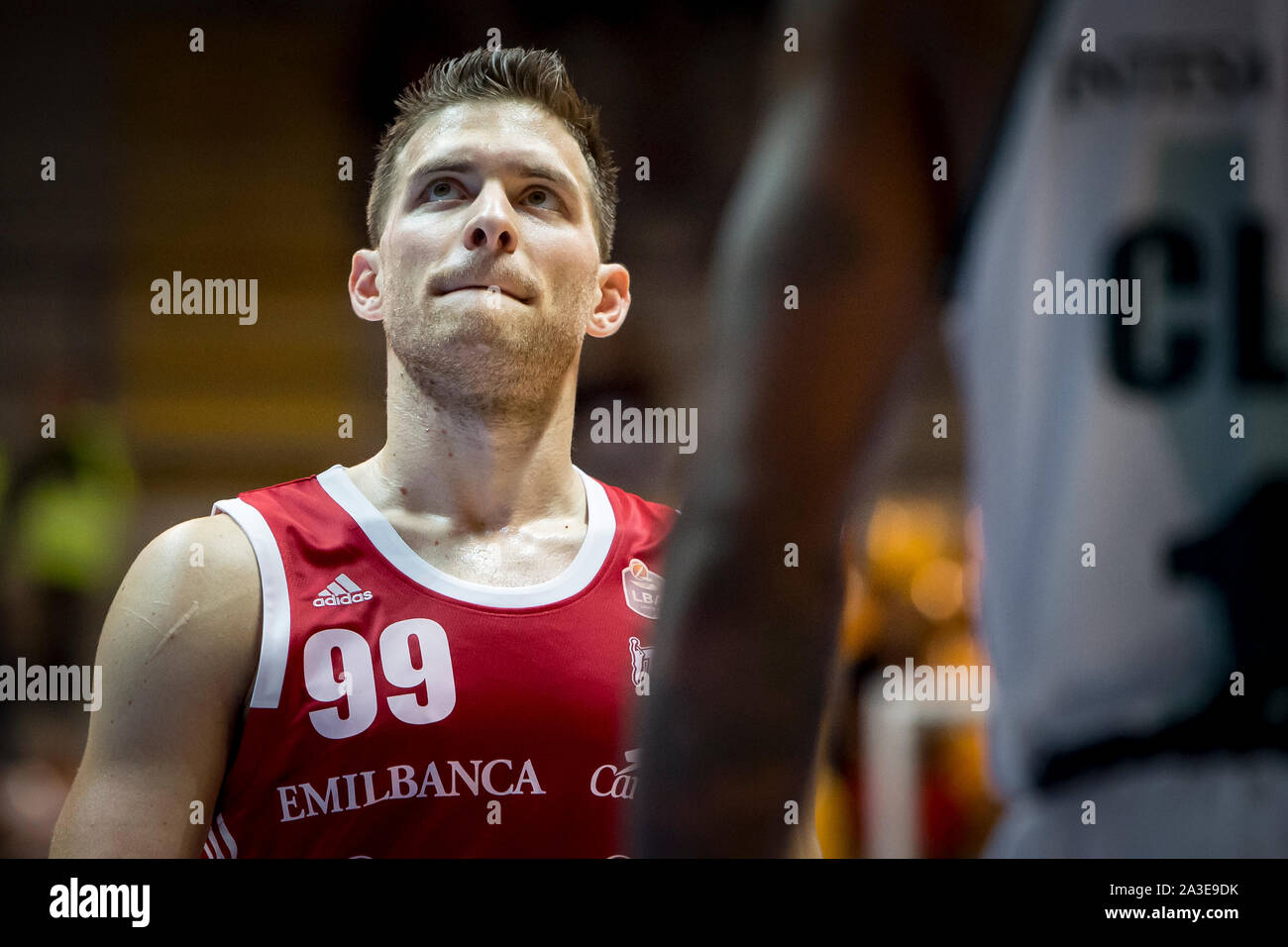 Gal Mekel (Grissin Bon Reggio Emilia) pendant un match de basket-ball série Legabasket Acqua S.Bernardo, Cantu' vs Grissin Bon Reggio Emilia. H Banque D'Images