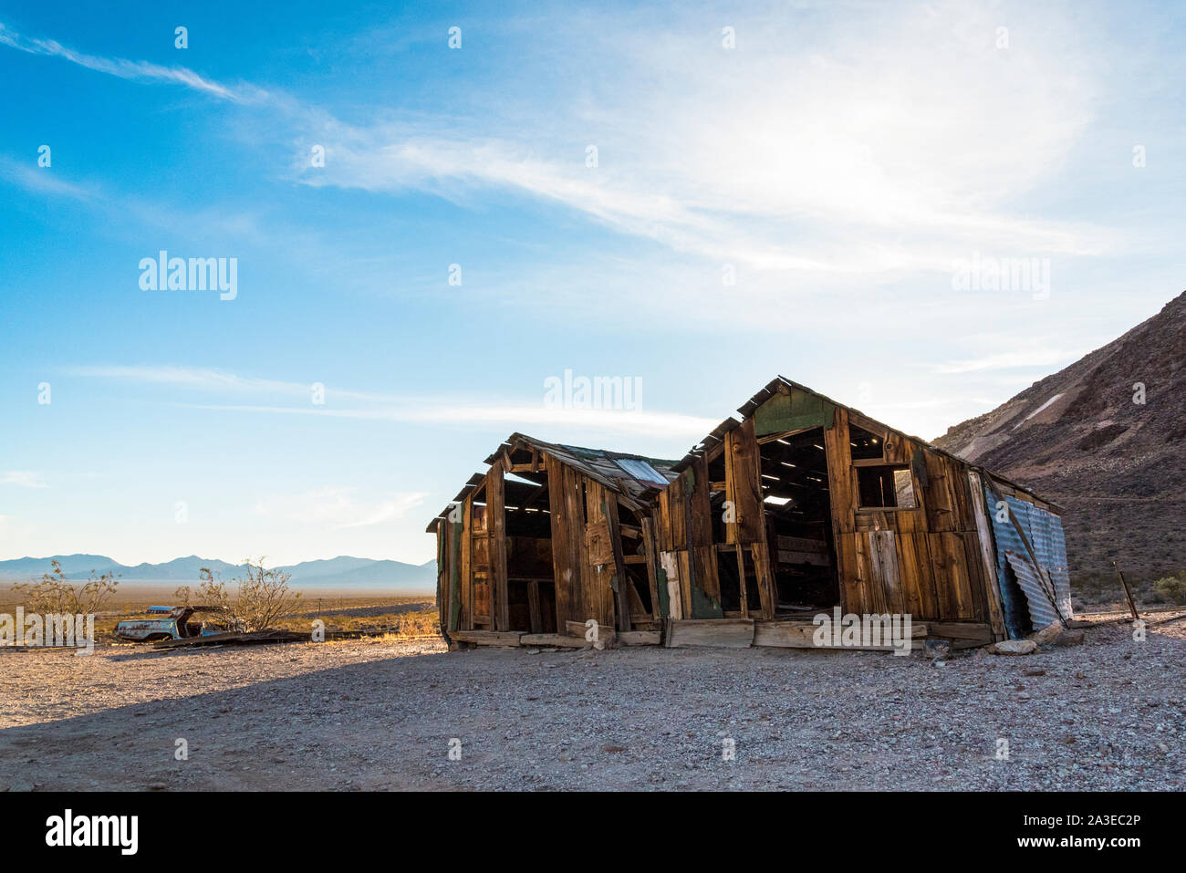 Maison abandonnée dans la ville fantôme de Rhyolite près de la vallée de la mort Banque D'Images