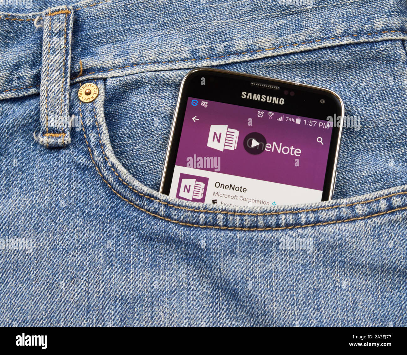Montréal, Canada - Février 2016 - Microsoft Office One Note mobile sur l'écran de Samsung. Banque D'Images