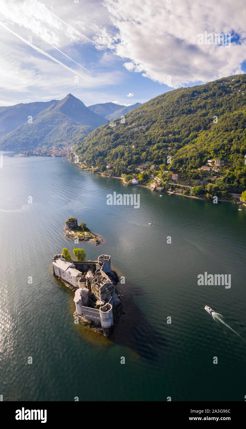 Vue aérienne de l'medievals Castelli di Cannero, Lac Majeur. Cannobio, Piémont, Italie. Banque D'Images