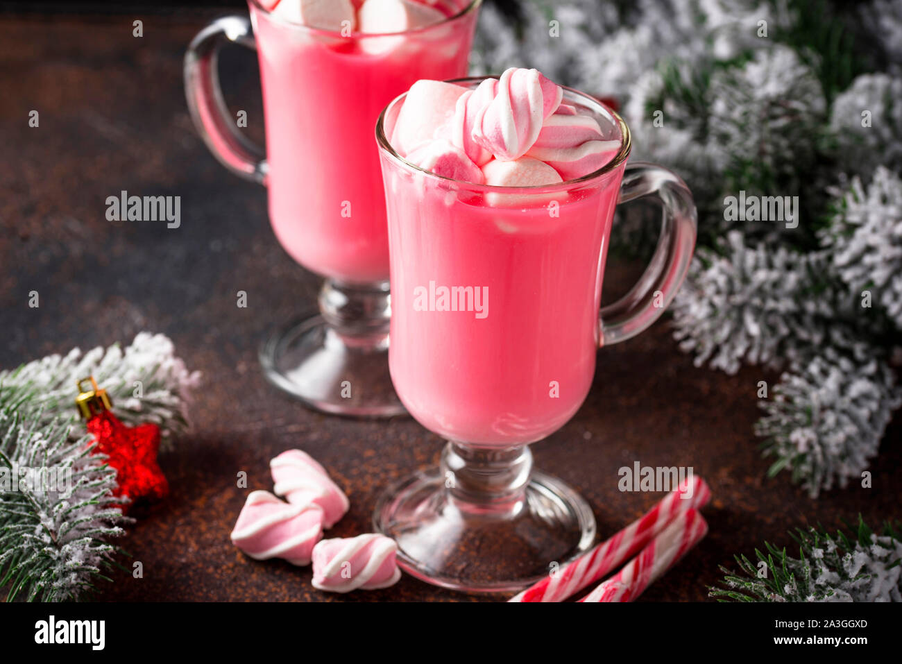 Ruby chocolat chaud ou cacao rose Banque D'Images