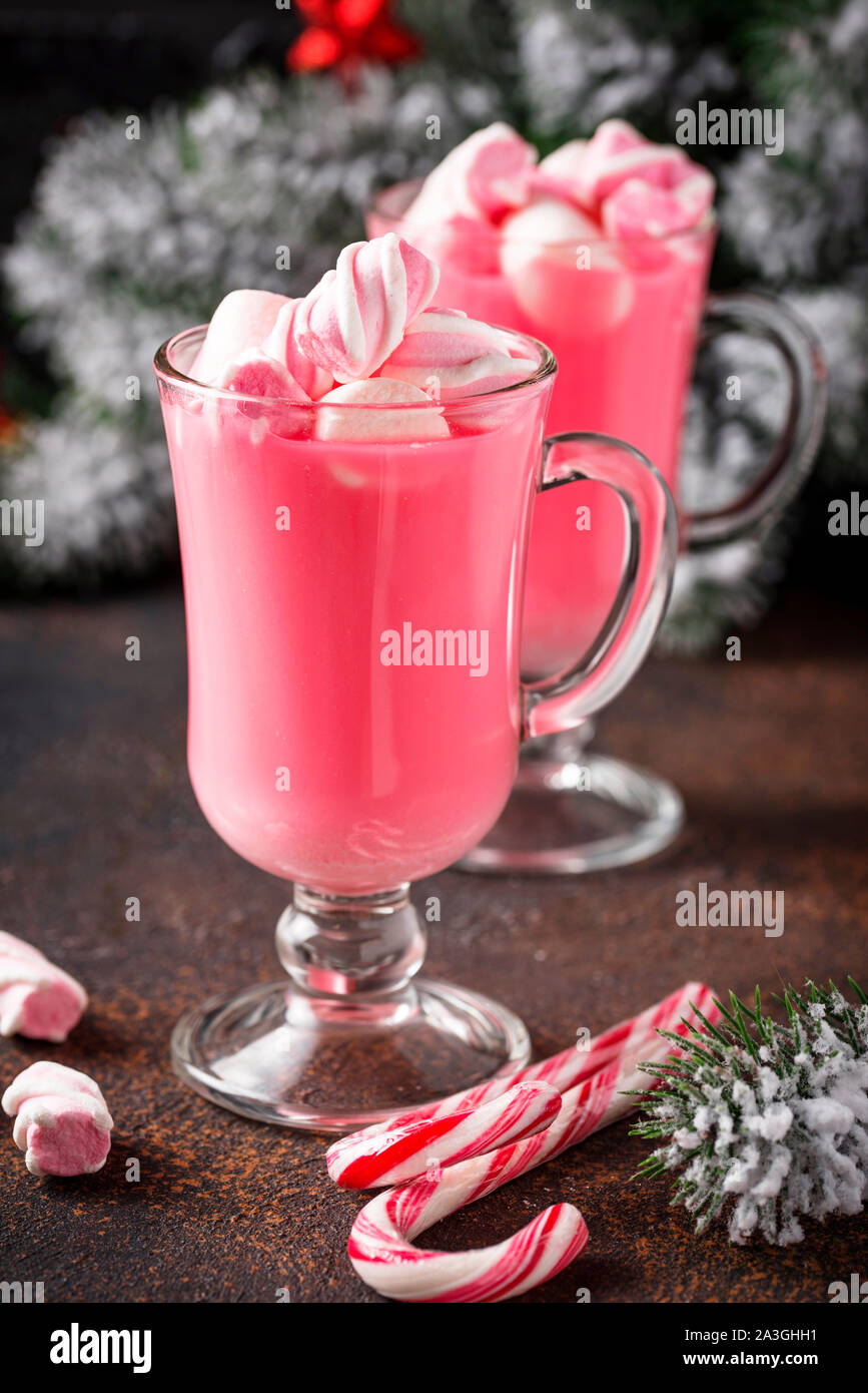 Ruby chocolat chaud ou cacao rose Banque D'Images