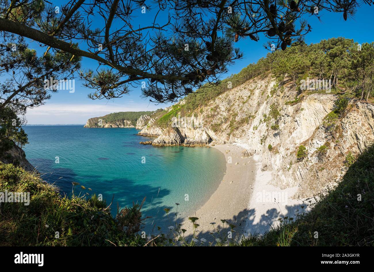 La France, Finistère, Parc naturel régional d'Armorique, la Presqu'île de Crozon, Saint Hernot, ruisseau de l'île vierge Banque D'Images