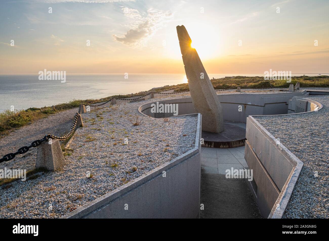 La France, Finistère, Parc naturel régional d'Armorique, la Presqu'île de Crozon, Cap de la ch ?vre, Mémorial de l'Aviation Navale Banque D'Images