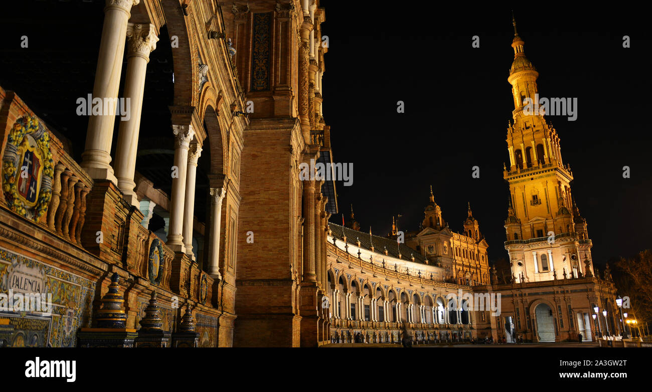 La splendide nuit de Séville en Espagne Banque D'Images