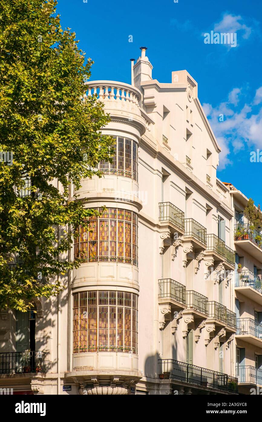 France, Pyrénées Orientales, Perpignan, Place de Catalogne, les immeubles bourgeois Banque D'Images