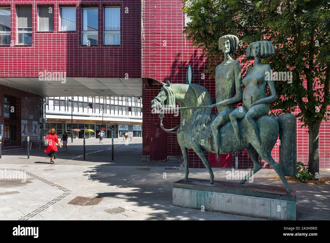 France, Yvelines, Montigny le Bretonneux, Place Charles de Gaulle Banque D'Images