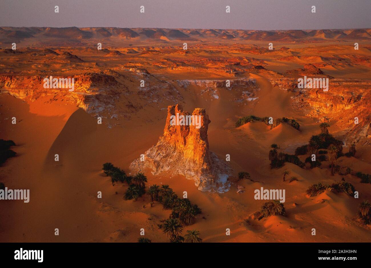L'Ennedi, Tchad, Sahara, Ounianga Lacs Vu du ciel, Sahara, Tchad (vue aérienne) Banque D'Images
