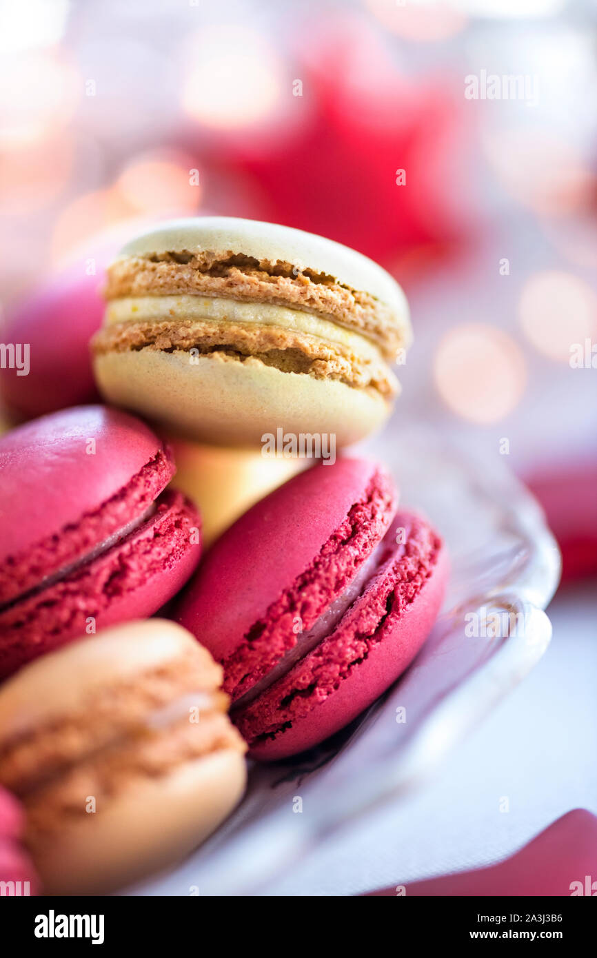 Close up ou un macaron avec fond de Noël Banque D'Images