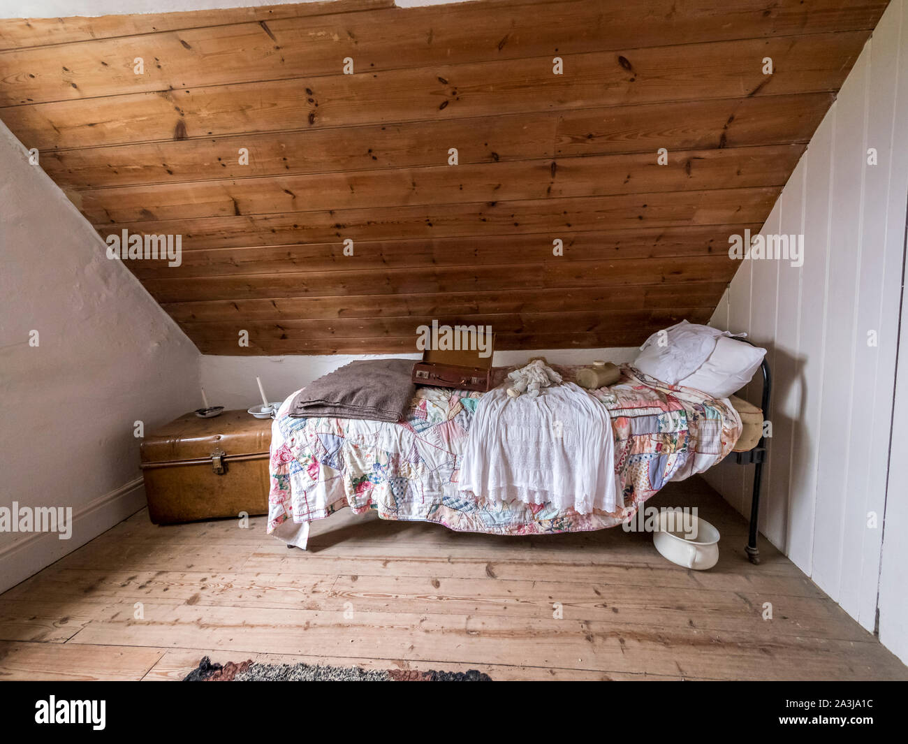 La chambre à coucher des enfants à l'ère victorienne de charme Crapaud Marshmans Cottage près de Ludham trou sur les Norfolk Broads Banque D'Images