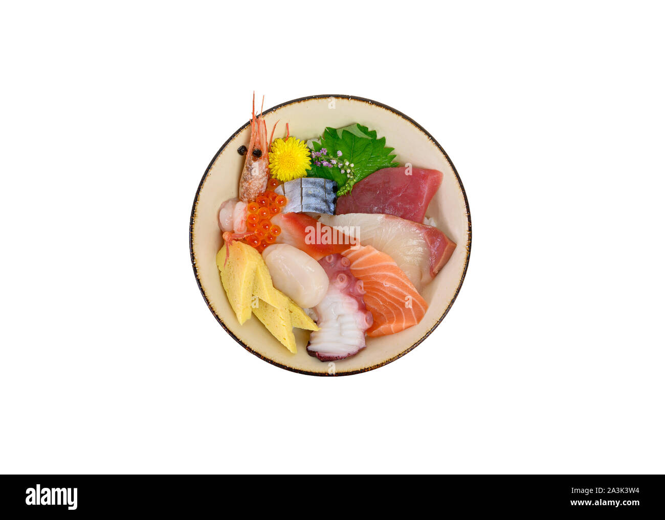 Variété Donburi poisson cru premium avec des fruits de mer situé sur le riz japonais dans un bol Banque D'Images