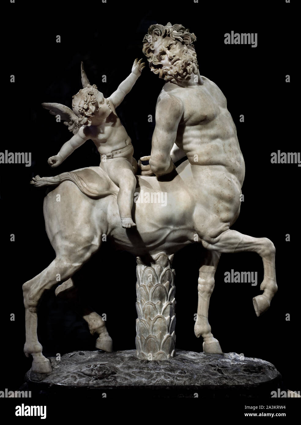 Centaur plus tourmenté par l'Eros (Cupidon), dieu de l'amour 2ème ANNONCE de siècle, après un original grec créé dans le 2ème siècle avant J.-C. Rome (Italie) en H. 1,47 m., Grec, Grèce, romaine, l'Italie, Banque D'Images